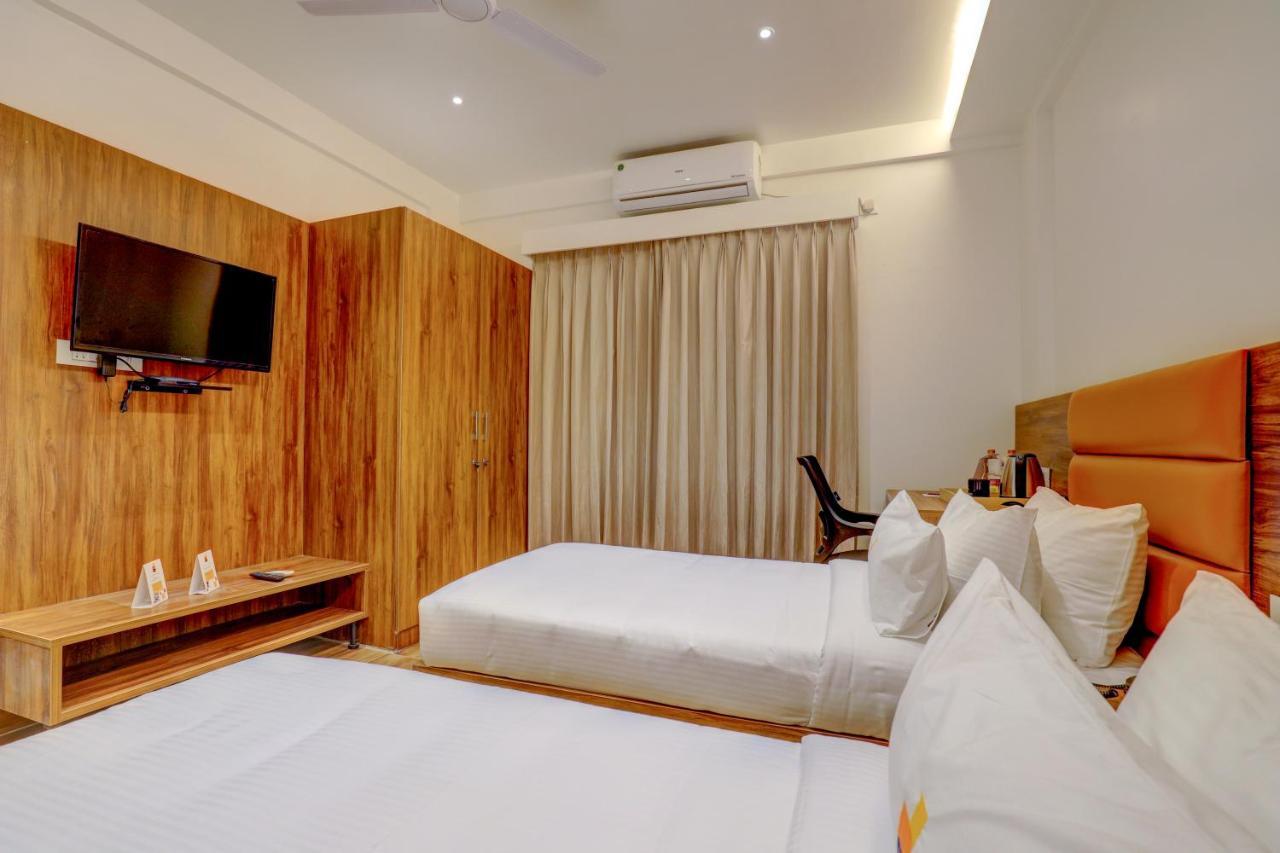 Myspace Triton Suites Bangalore Bagian luar foto
