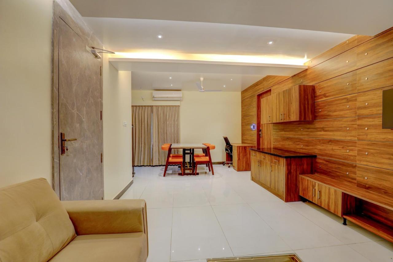 Myspace Triton Suites Bangalore Bagian luar foto