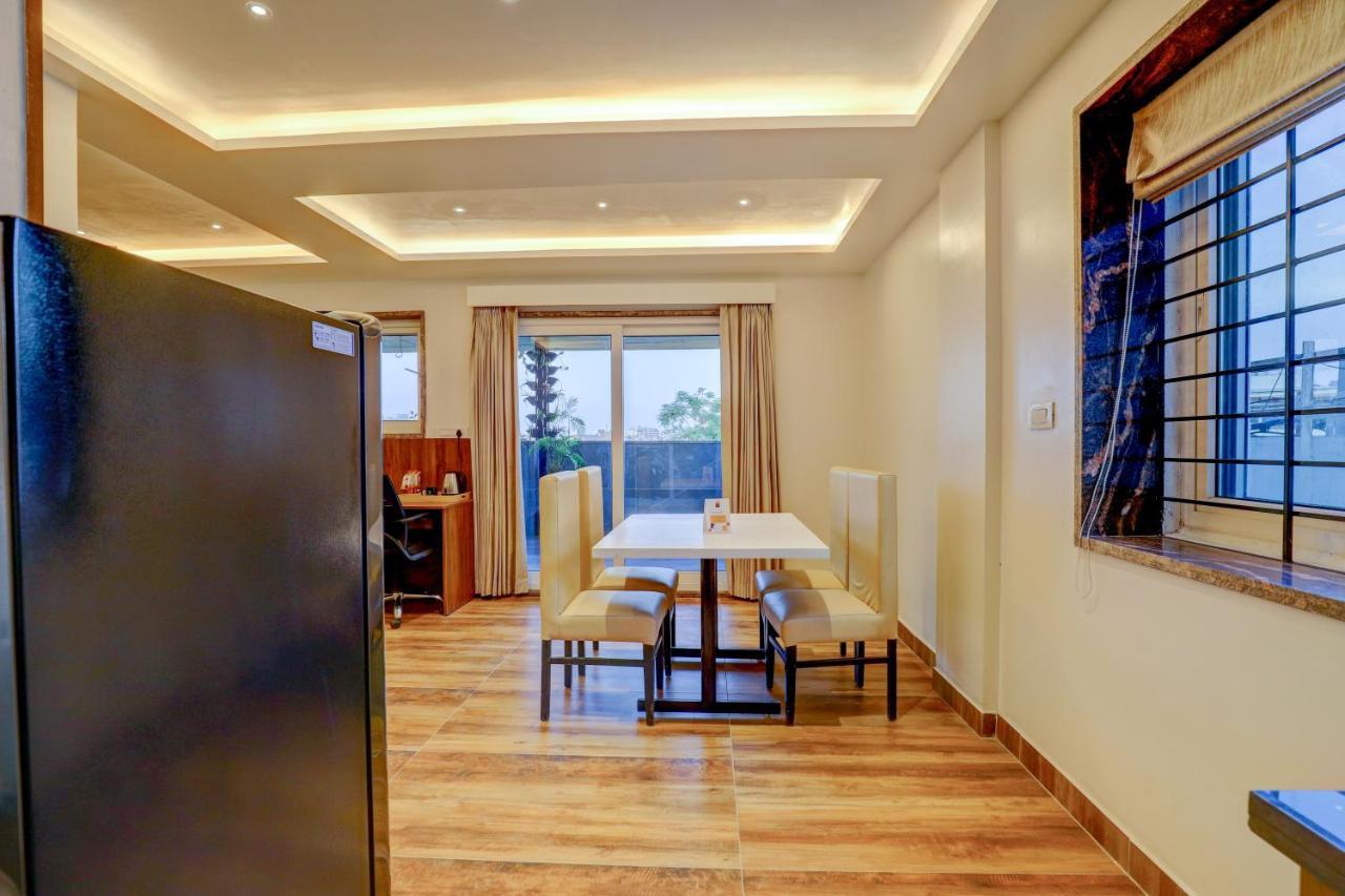 Myspace Triton Suites Bangalore Bagian luar foto