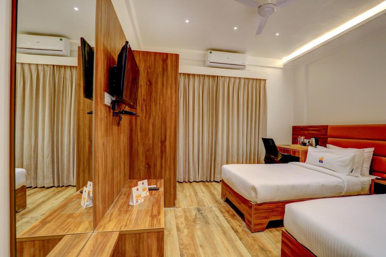 Myspace Triton Suites Bangalore Bagian luar foto