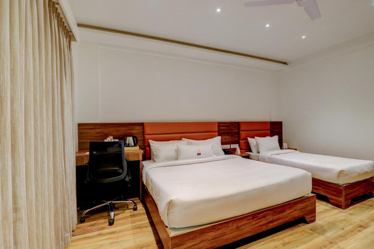 Myspace Triton Suites Bangalore Bagian luar foto