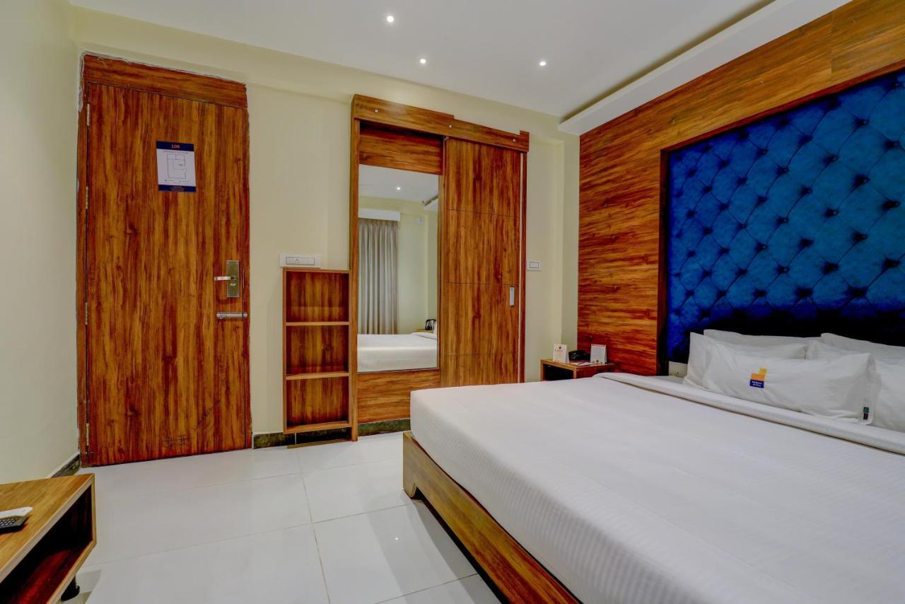 Myspace Triton Suites Bangalore Bagian luar foto